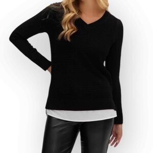 LIKE NEW Hilary Radley V Neck Sweater